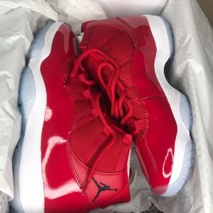 Air Jordan retro 11’s